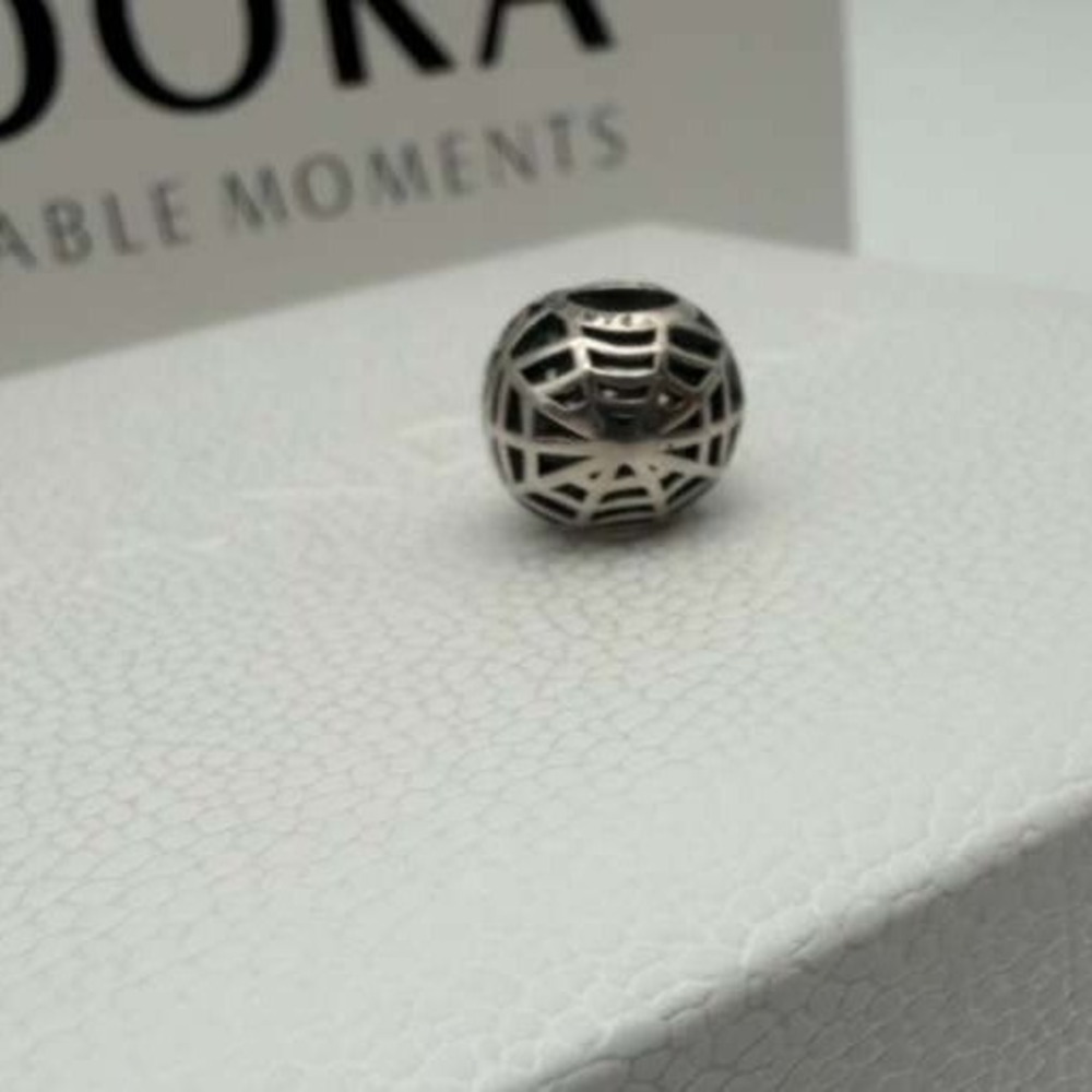 Authentic Pandora Marvel Spider-Man Mask Charm‎ - Sterling Silver S925 - NWT